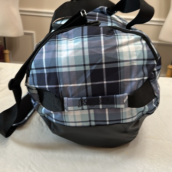 JanSport 72 LITER DUFFEL - Blue Haze Plaid - Picture 3 of 16